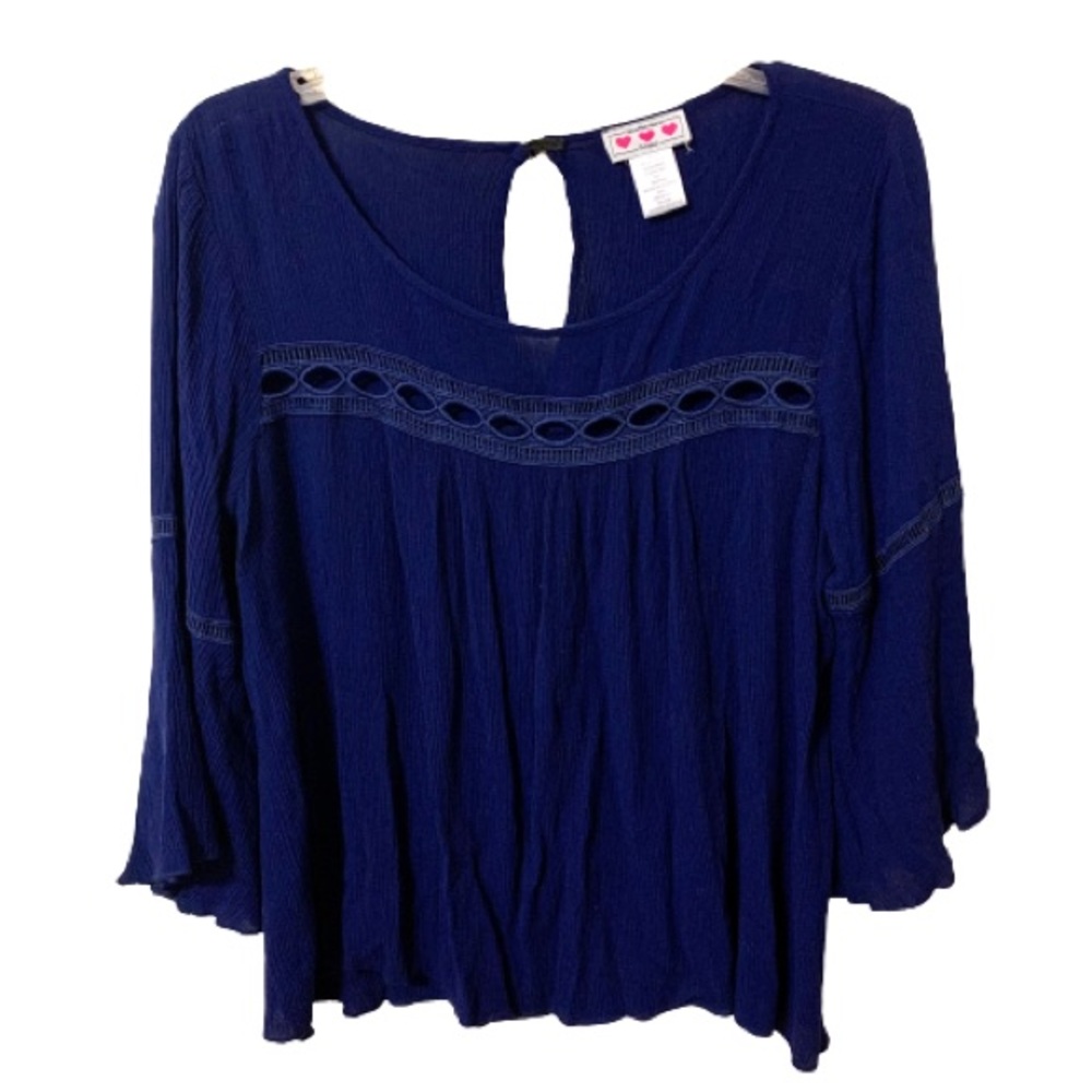 ✨4/$25✨ Three Pink Hearts Navy Blue Top - Size XL